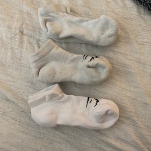 White Gymshark socks (pack of 3)